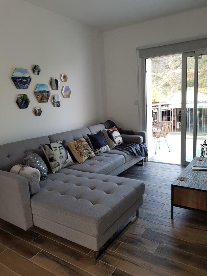 Evmelia Kakopetria Suites מראה חיצוני תמונה