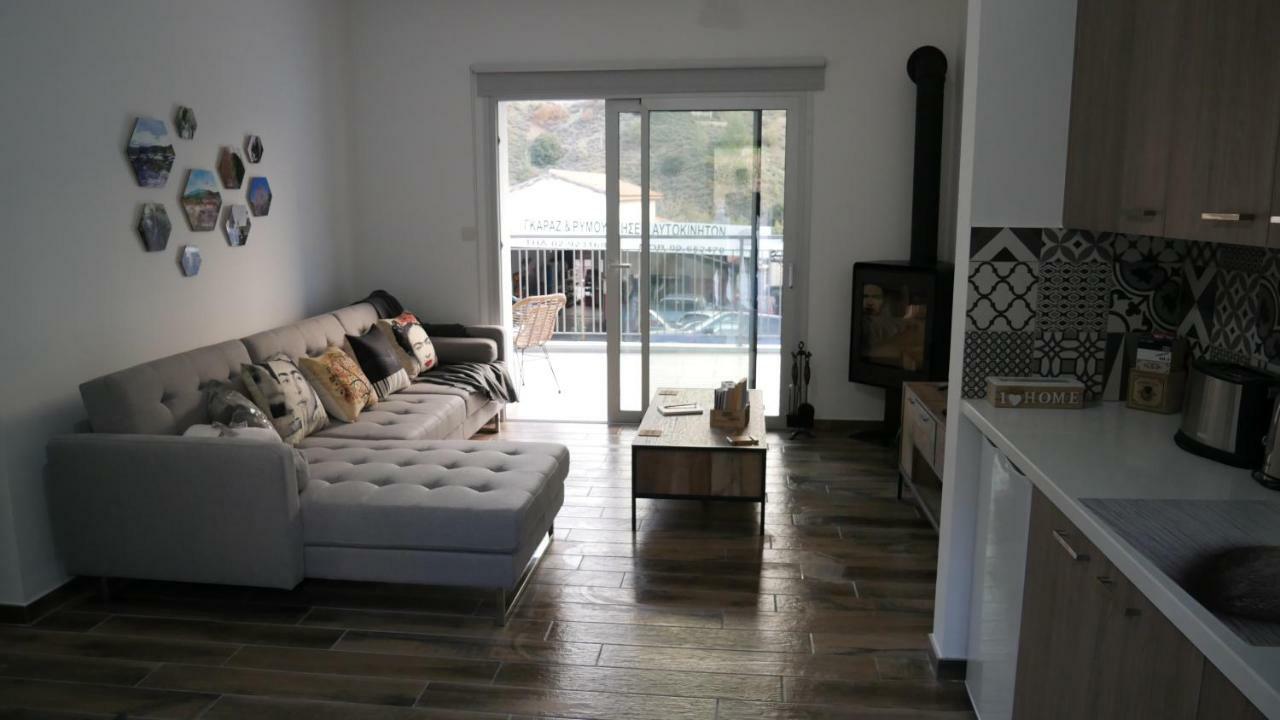 Evmelia Kakopetria Suites מראה חיצוני תמונה